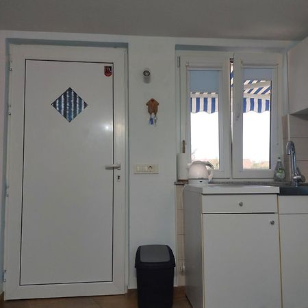 Apartmani Damir Kazija Pakoštane Eksteriør bilde