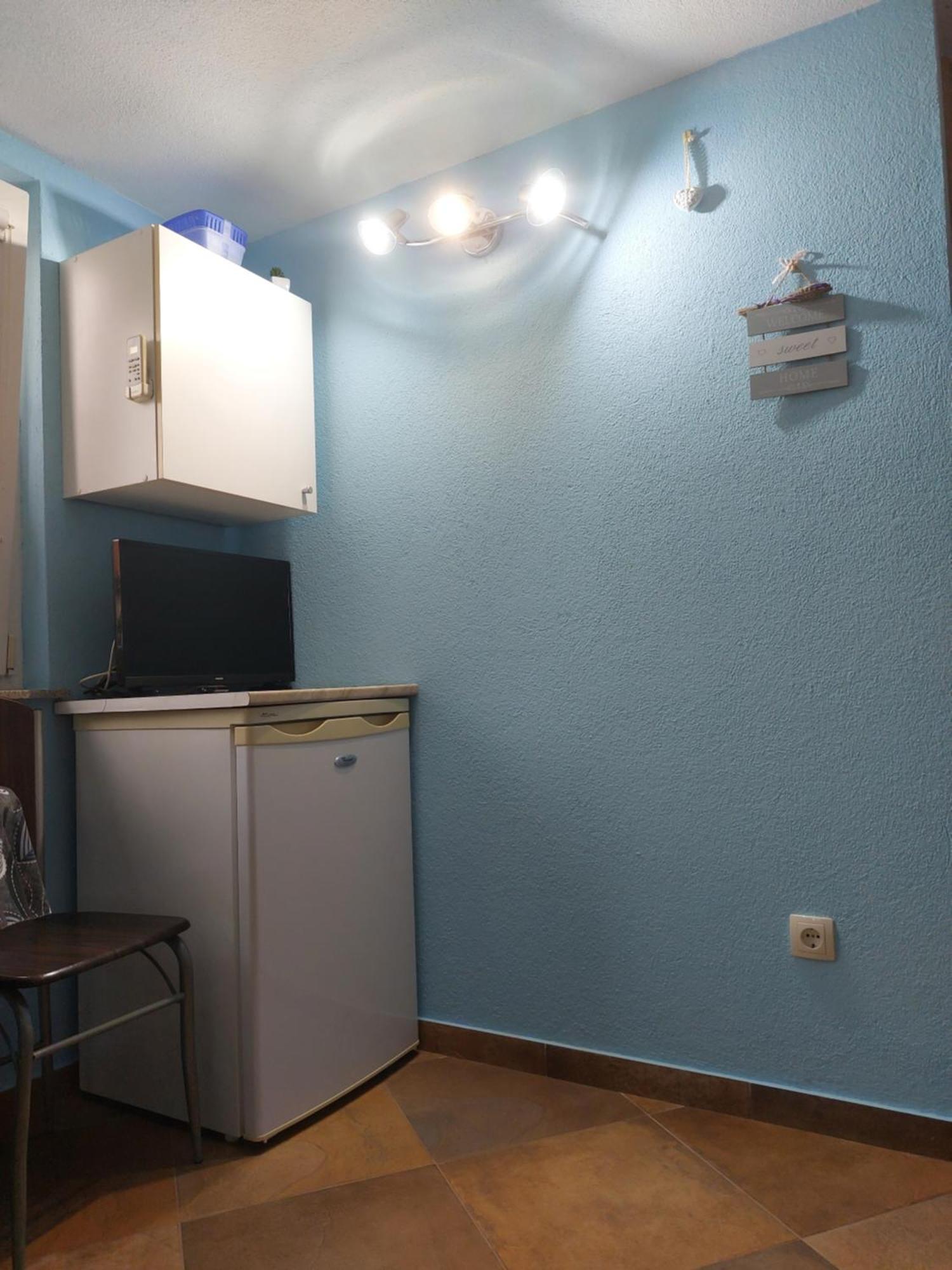 Apartmani Damir Kazija Pakoštane Eksteriør bilde