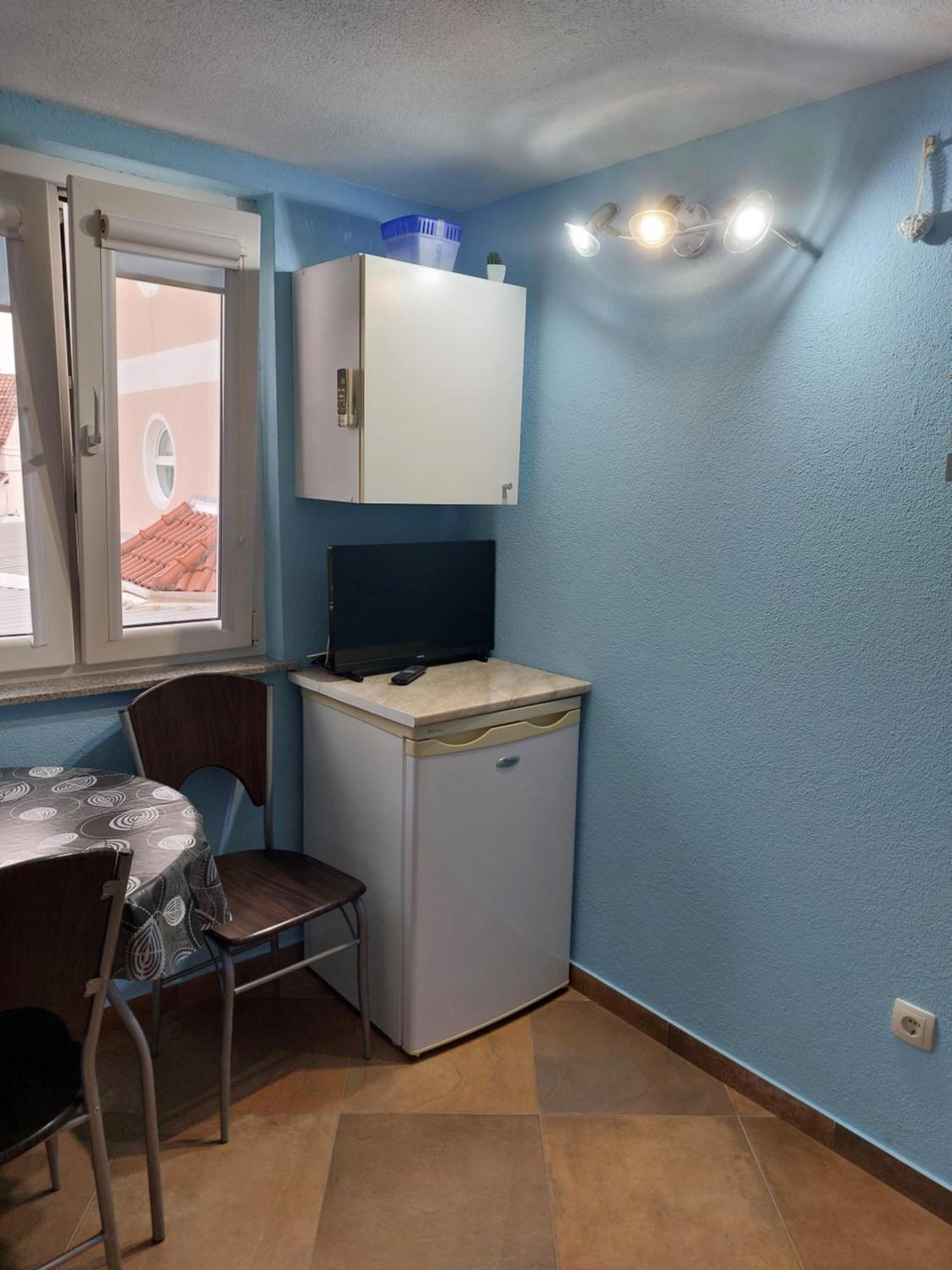 Apartmani Damir Kazija Pakoštane Eksteriør bilde