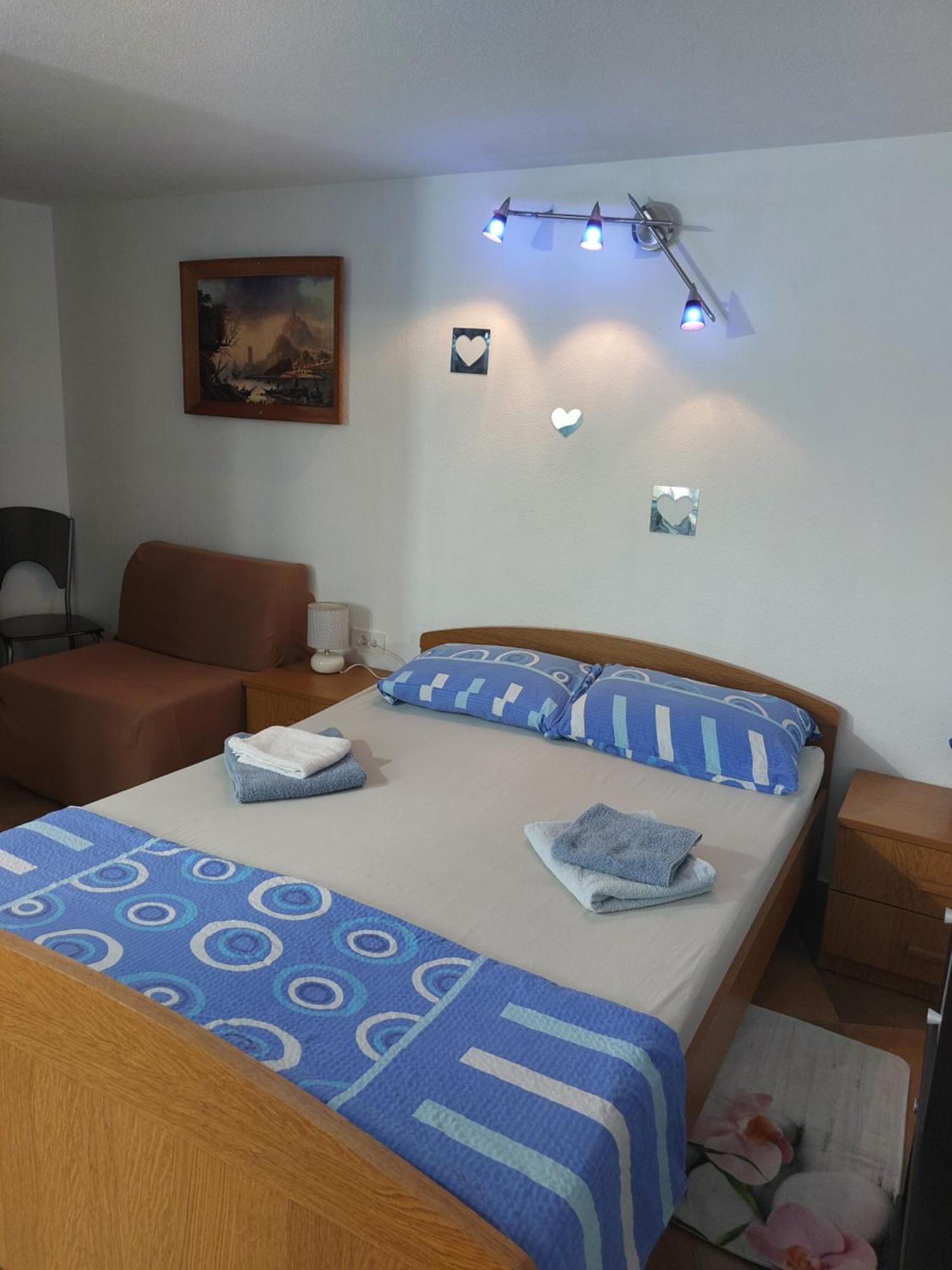 Apartmani Damir Kazija Pakoštane Eksteriør bilde